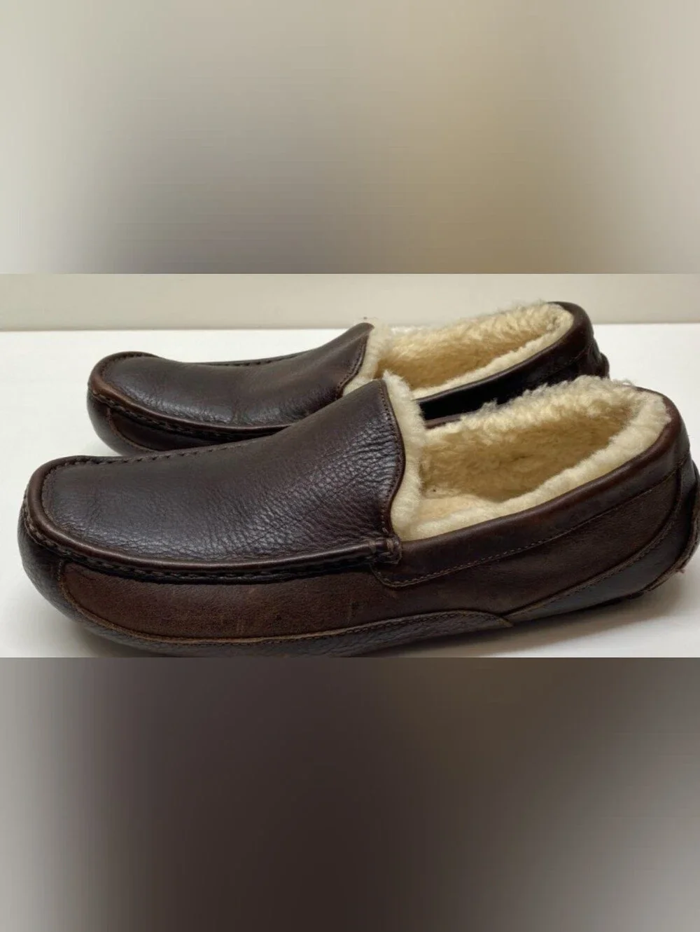 UGG Ascot Men's Dark Brown Leather Slippers Size 14 Used Exc
